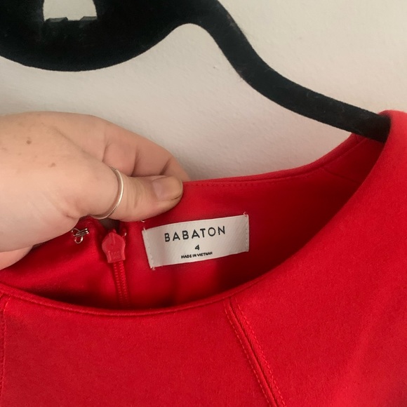 Stunning true red body-con Babaton Artizia dress! Perfect condition. - Picture 3 of 8